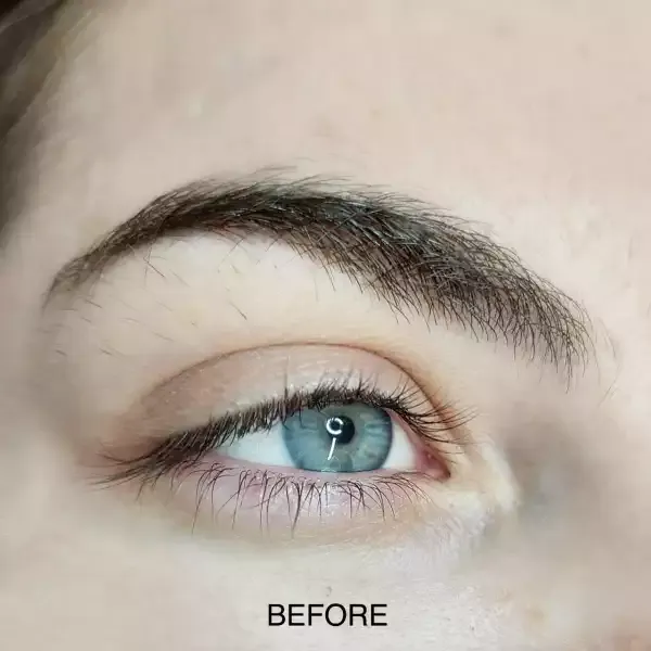 Lash Lift : Τι είναι, Πόσο διαρκεί και πόσο κοστίζει; πριν την εφαρμογή της θεραπείας στο μάτι